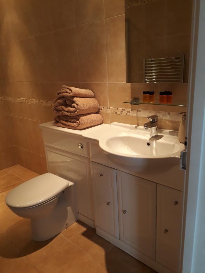 The Draen Bed And Breakfast Brecon Bagian luar foto