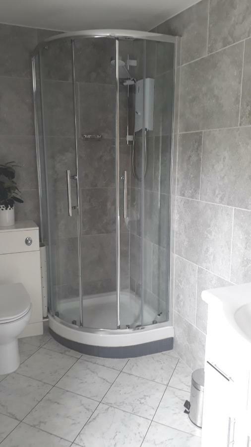 The Draen Bed And Breakfast Brecon Bagian luar foto